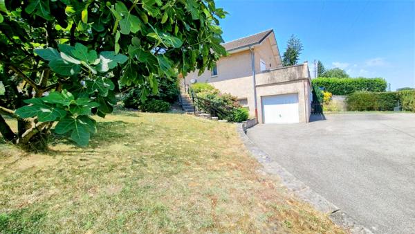 Maison d habitation  + T2 Independant