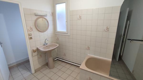 Immeuble centre ville Rue Grande Chateauroux