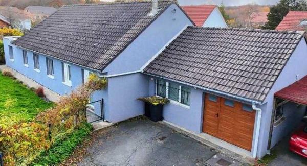 Maison plain-pied Dampierre-les-Bois 130 m²