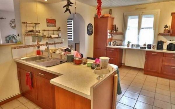 Maison plain-pied Dampierre-les-Bois 130 m²