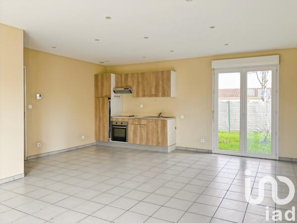 Maison à vendre 4 pièces 75 m² Saint-Seurin-sur-l'Isle