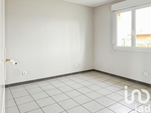 Maison à vendre 4 pièces 75 m² Saint-Seurin-sur-l'Isle