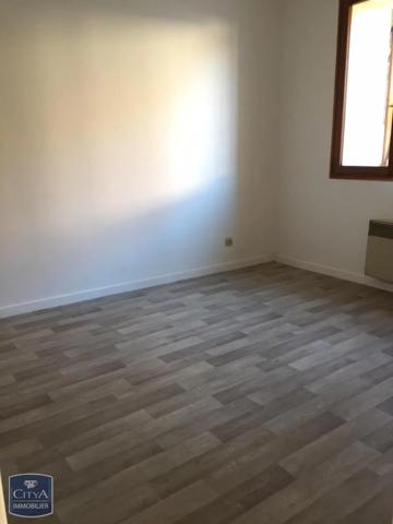 Appartement à louer 2 pièces 49.41m² Nanteuil-lès-Meaux (77100)