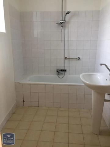 Appartement à louer 2 pièces 49.41m² Nanteuil-lès-Meaux (77100)