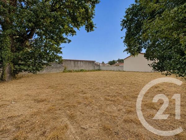 Terrain à vendre  924 m 2   TALMONT ST HILAIRE  - 85