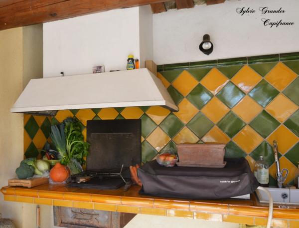 Dpt Bouches du Rhône (13), à vendre SAINT CHAMAS maison P7 de 165 m² - Terrain de 5 840,00 m² - Plain pied