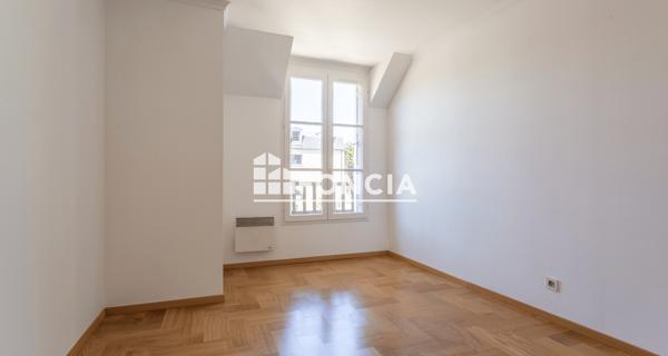 À vendre Maison 6 pièces 136.78 m² - Antony 92160