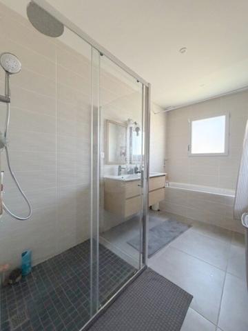 Maison 4 pièce(s) 3 chambre(s) 127 m²