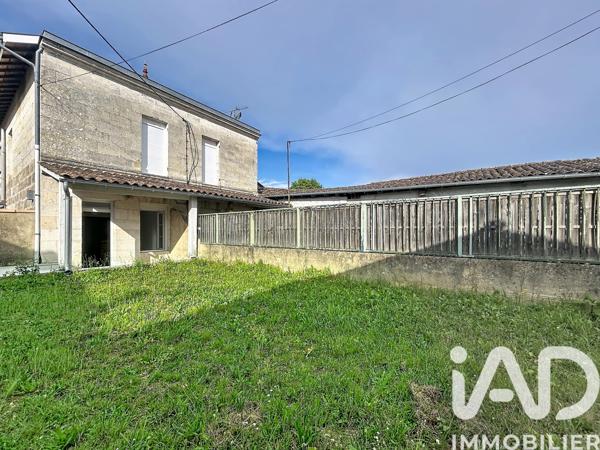 Immeuble à vendre 270 m² Guîtres