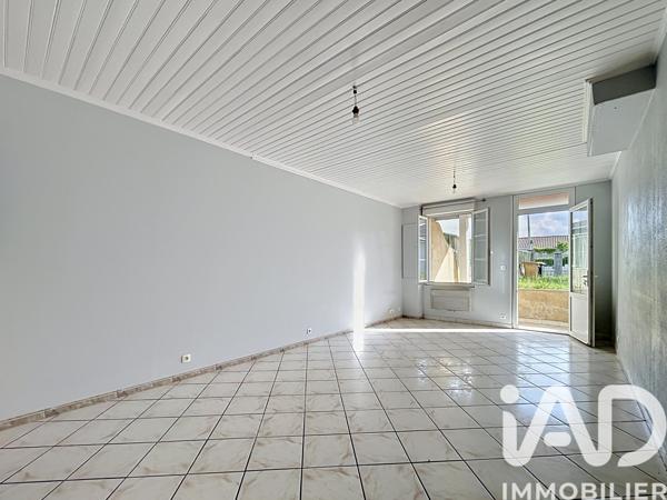 Immeuble à vendre 270 m² Guîtres
