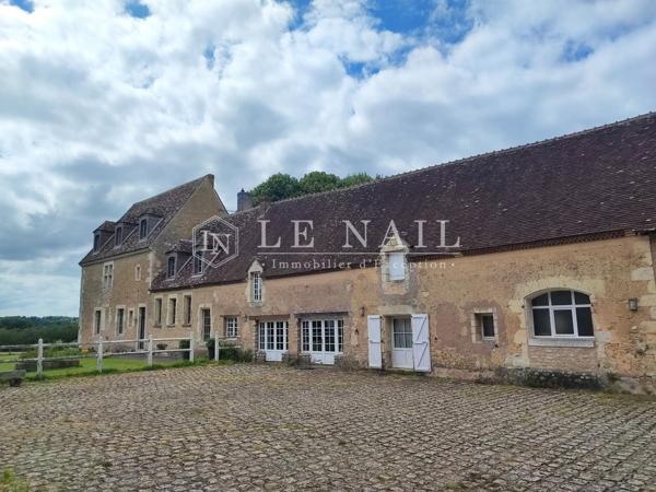 BEAU MANOIR DANS LE PERCHE, A VENDRE