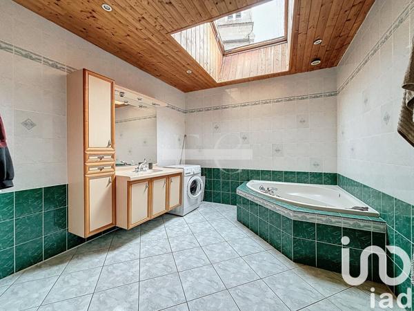 Maison à vendre 5 pièces 182 m² Arvière-en-Valromey