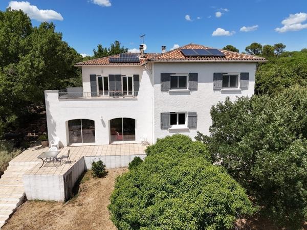 Saint Maximin: maison 271m2 sur 5000m2 - 6 voire 7 chambres