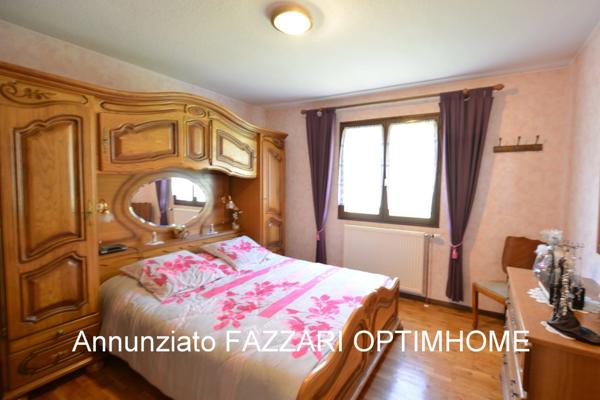 Maison individuelle sur sous-sol complet à Montmédy – 107 m² – 4 chambres – Garage 45 m² – Secteur calme proche Belgique & Luxembourg
