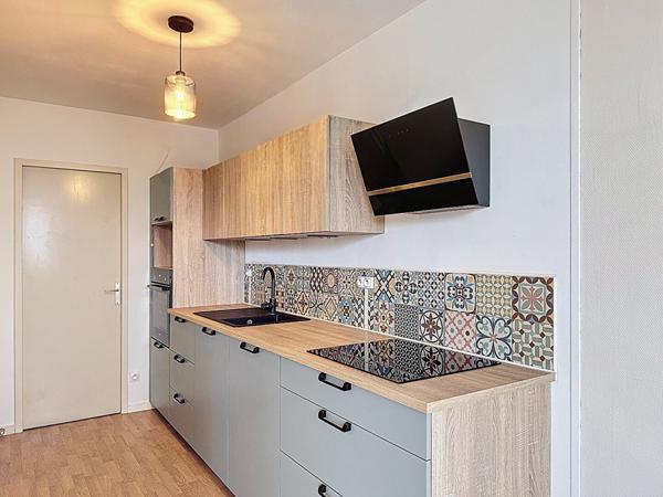 Appartement Trelaze 2 pièce(s) 60 m2