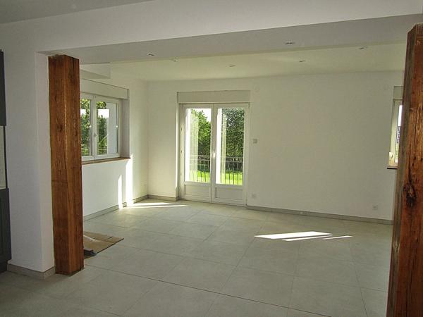 Location                                                      Maison
                        
                     4 pièces                      97 m2                     à Saint-Gorgon