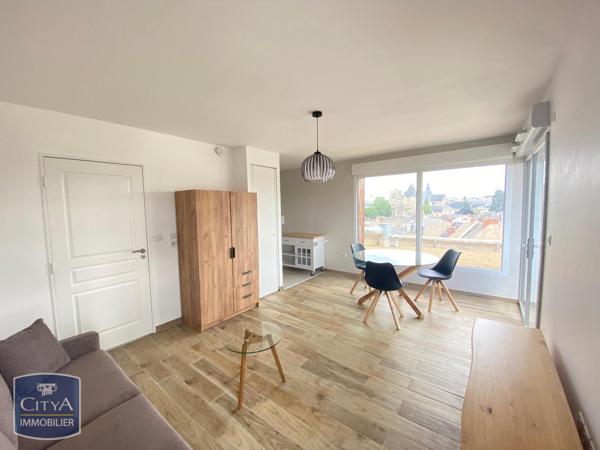 Appartement à louer 1 pièce 31.61m²