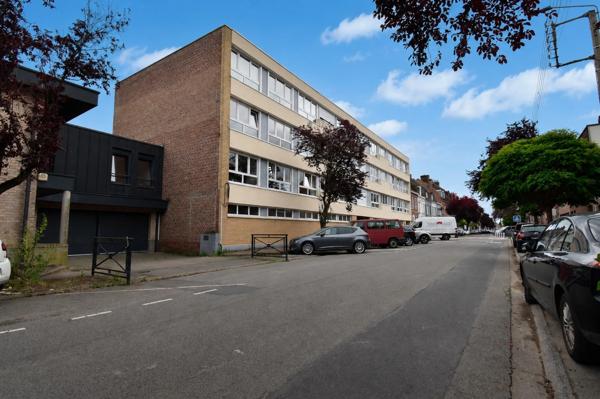 LAMBERSART – CANON D'OR – T4 DE 91,50 M² AVEC GARAGE – PRIX EXCEPTIONNEL