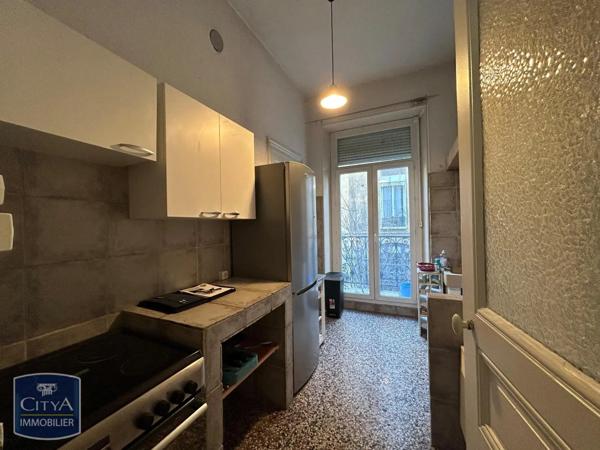 Appartement à louer 2 pièces 56.58m²