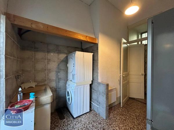 Appartement à louer 2 pièces 56.58m²
