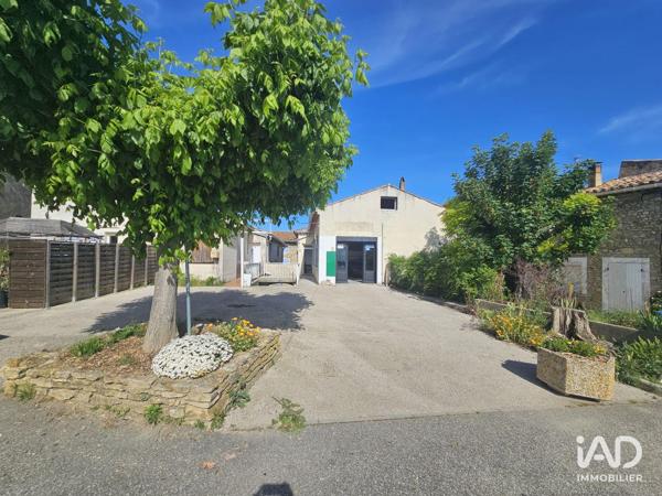 Location bar-brasserie 70 m² Saint-Julien-de-Peyrolas