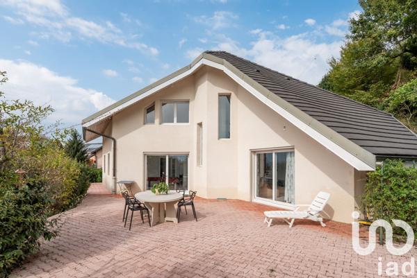 Maison à vendre 5 pièces 180 m² Challes-les-Eaux