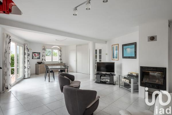 Maison à vendre 5 pièces 180 m² Challes-les-Eaux