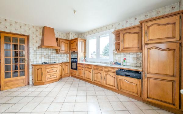 Maison à vendre    6 pièces •  Ytrac