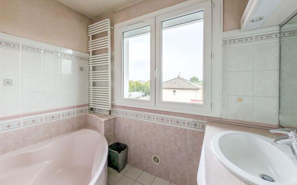 Maison à vendre    6 pièces •  Ytrac