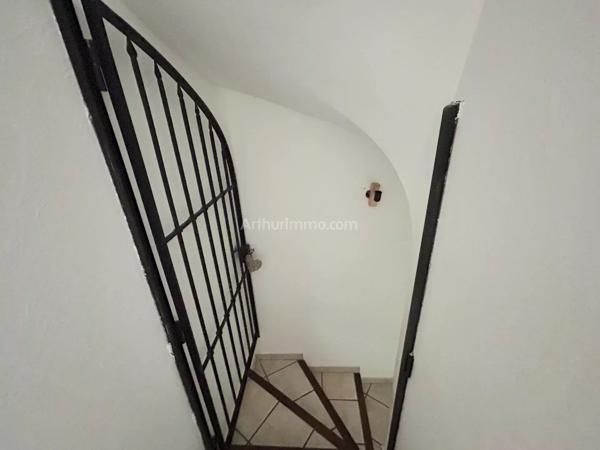 Vente                                                      Villa
                        
                     4 pièces                      107 m2                     à Villeneuve-Loubet
