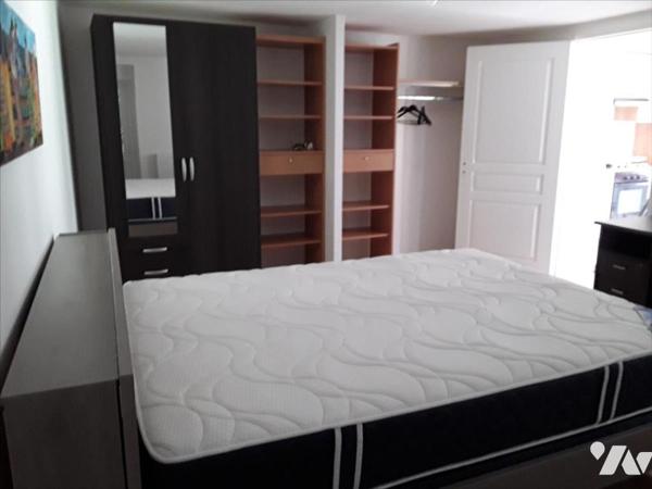 Larmor- plage, Immeuble de 2 appartements (1T2 ET 1 T5)