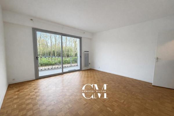 Bordeaux Caudéran - Face Parc Bordelais - Appartement rénové avec balcon, parking et cave