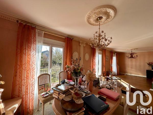 Maison traditionnelle 5 pièces de 114 m² à Bourgueil (37140)