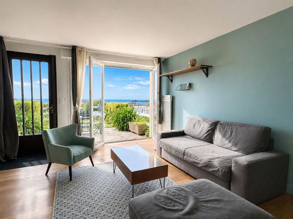 SAINT-MALO - ROTHÉNEUF | APPARTEMENT RÉNOVÉ AVEC JARDIN ET VUE MER