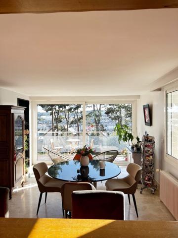 Fécamp (76400) A PROXIMITE DU PORT- PROPRIETE FAMILIALE AVEC PISCINE ET VUE MER