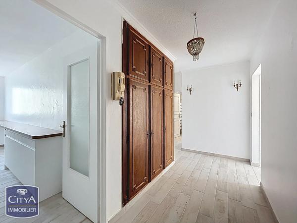 Appartement à vendre 3 pièces 74m² Saint-Raphaël (83700)