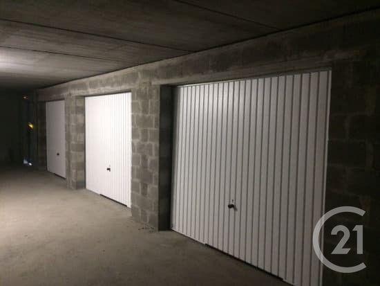 Parking à vendre  11,30 m 2   LYON  - 69003
