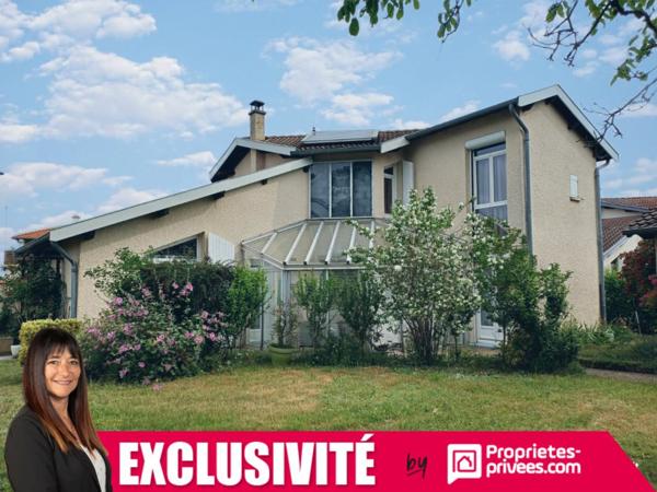 Villerest, villa 105 m²  - 3 chambres dont 1 en rc