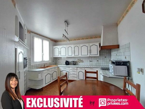 Villerest, villa 105 m²  - 3 chambres dont 1 en rc