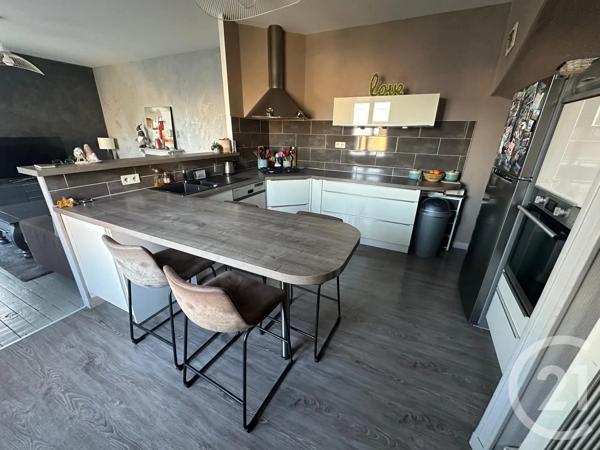 Maison à vendre  5 pièces - 120 m 2   FOUGERES  - 35