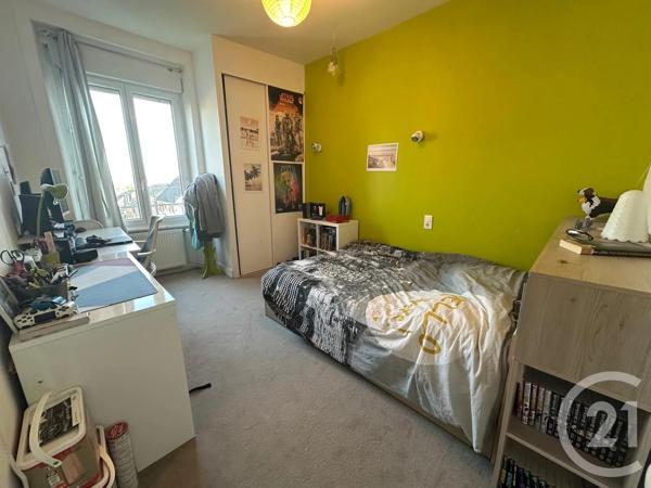 Maison à vendre  5 pièces - 120 m 2   FOUGERES  - 35