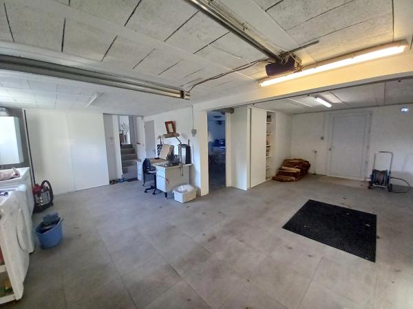 Maison individuelle 111 m² – 3 chambres – Jardin - 10' de Laval
