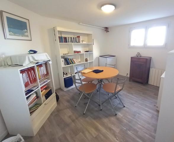 Maison individuelle 111 m² – 3 chambres – Jardin - 10' de Laval