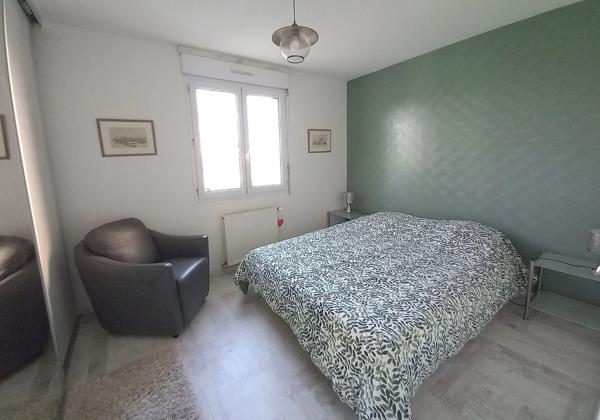 Maison individuelle 111 m² – 3 chambres – Jardin - 10' de Laval