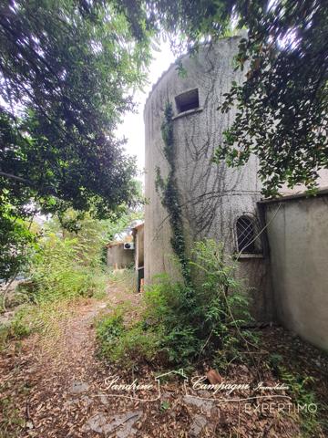 Avignon (84000) VILLA T4 agrandissable, avec annexes, sur parcelle piscinable