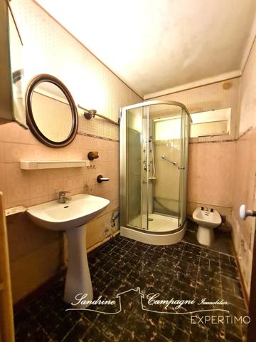 Avignon (84000) VILLA T4 agrandissable, avec annexes, sur parcelle piscinable