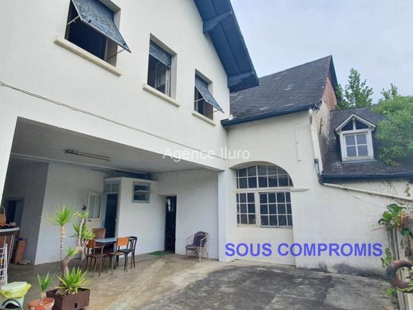 Maison - Proximite oloron-sainte-marie - Réf.:205332 PROXIMITE OLORON - MAISON DE CARACTERE 175M² HAB AVEC DEPENDANCE *** SOUS COMPROMIS ***