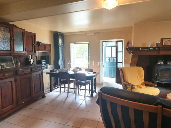 Maison - Proximite oloron-sainte-marie - Réf.:205332 PROXIMITE OLORON - MAISON DE CARACTERE 175M² HAB AVEC DEPENDANCE *** SOUS COMPROMIS ***