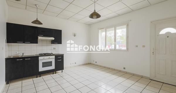 À vendre Studio 30.2 m² - Saint-martin-d'hères 38400
