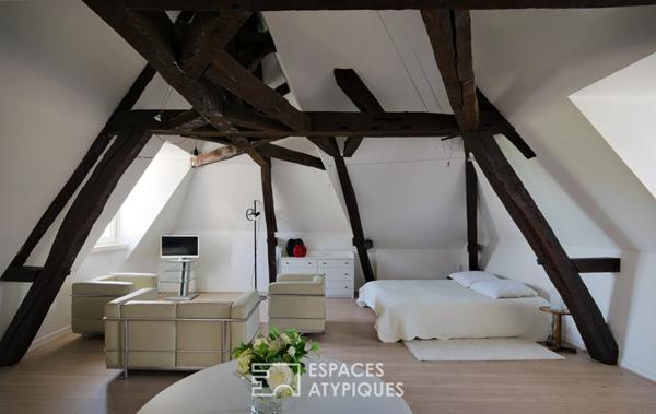 Appartement de charme sous les combles dans le centre historique d’ Amiens